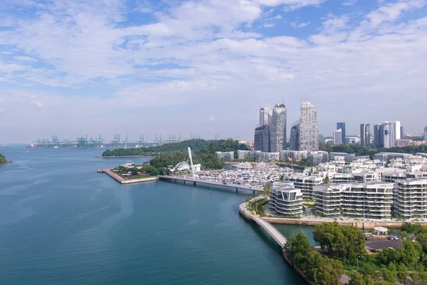 Top view of Singapore river downtown from the roof a skyscraper — Stock Photo, Image