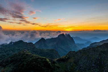 Günbatımı manzara dağ Vadisi Doi Luang Chiang Dao, Tarih, 