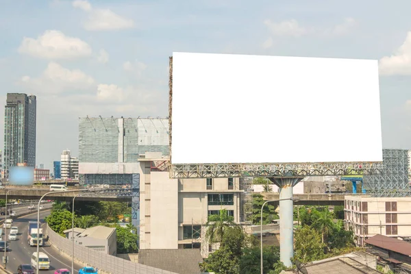 Billboard veya reklam afiş reklam kavramı backgr için — Stok fotoğraf