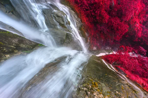 Pitugro Cachoeira Muitas Vezes Chamado Cachoeiras Forma Coração Umphang Tailândia — Fotografia de Stock