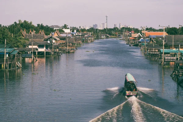 Boat Travel Canal Bangkok Thailand Общественный Канал Бангкоке Таиланд Тайские — стоковое фото