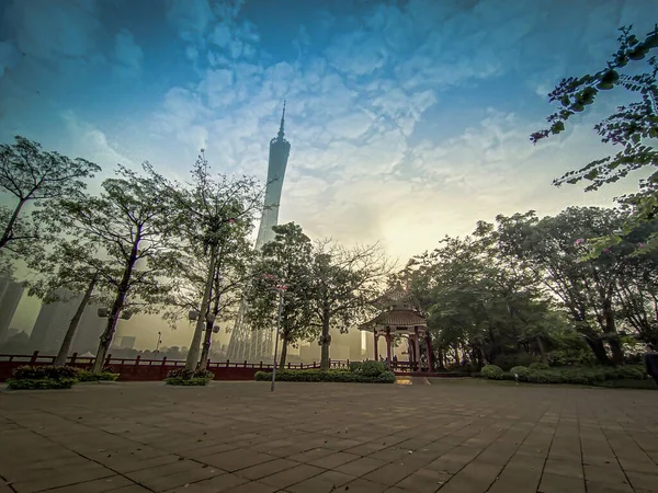 Kantonská Věž Formálně Guangzhou Astronomické Vyhlídkové Pohled Předního Vchodu Parku — Stock fotografie