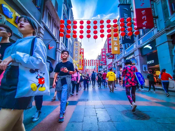 Guangzhou Chiny Grudzień 2019 Shangxiajiu Pedestrian Komercyjnej Ulicy Dla Pieszych — Zdjęcie stockowe
