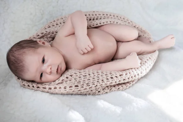 Disparar Los Recién Nacidos Para Una Niña — Foto de Stock