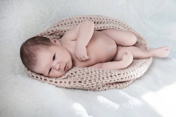 Disparar Los Recién Nacidos Para Una Niña — Foto de Stock