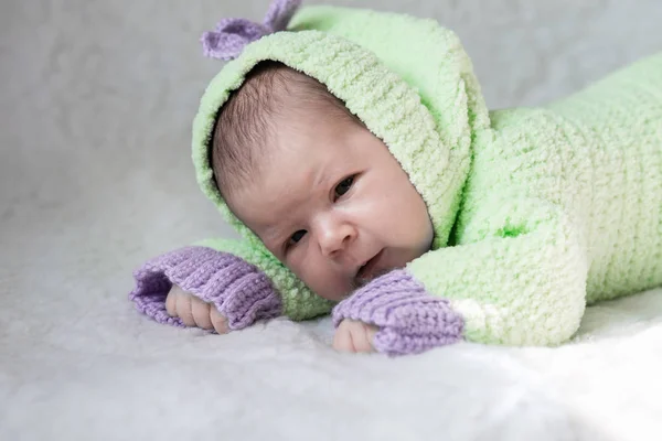 Disparar Los Recién Nacidos Para Una Niña — Foto de Stock