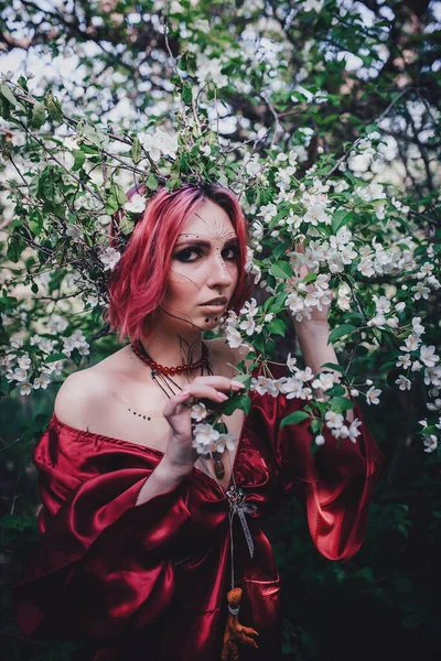 Girl Red Red Hair Form Druid Apple Trees — Stock Photo, Image