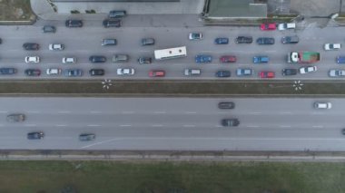 Trafik sıkışıklığı Top View, otomobil trafiği ve birçok arabanın sıkışıklığı, ulaşım kavramı.