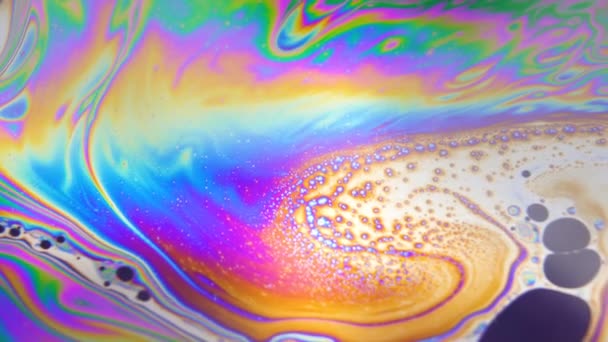 Bolle colorate liquide astratte e fluido in movimento — Video Stock