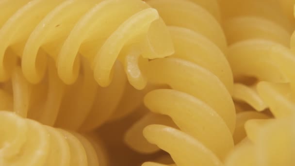 Italské Fusilli surové těstoviny bez lepku — Stock video