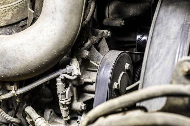  Kamyon motoru teknik denetimde