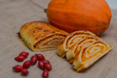 Kabak ve turta arka planda