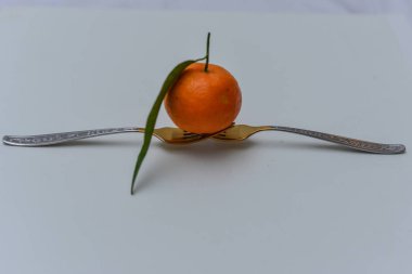 Arka planda mandalinalar