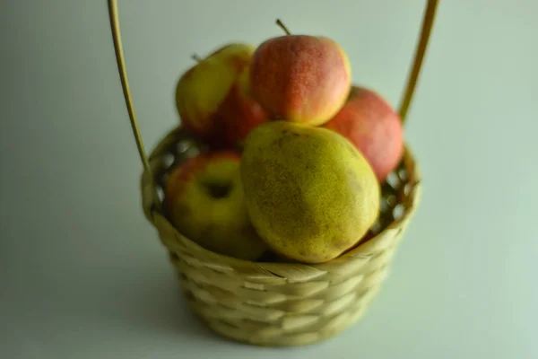 Apples Pears Basket — Stock Photo, Image