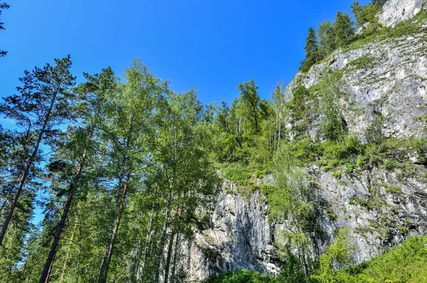 Tavda (tavdinskiye peshchery) - Altay Dağları, Rusya, S mağaralar.