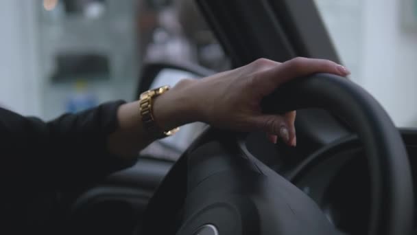 Woman Hand Golden Watch Long Pink Nails Steering Wheel Expencive — Stock Video