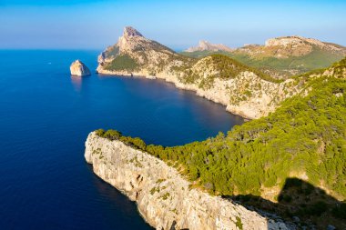 Mirador es Colomer - Cap de Formentor 'un ana bakış açısı 200 metre yüksekliğindeki Mallorca, İspanya