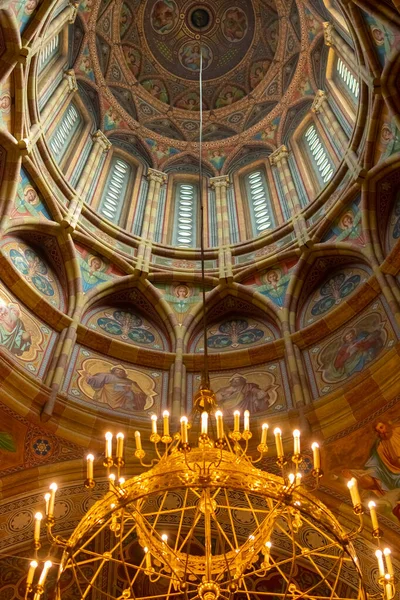 Interior da antiga Igreja Seminarska na Universidade Nacional de Chernivtsi, Ucrânia — Fotografia de Stock