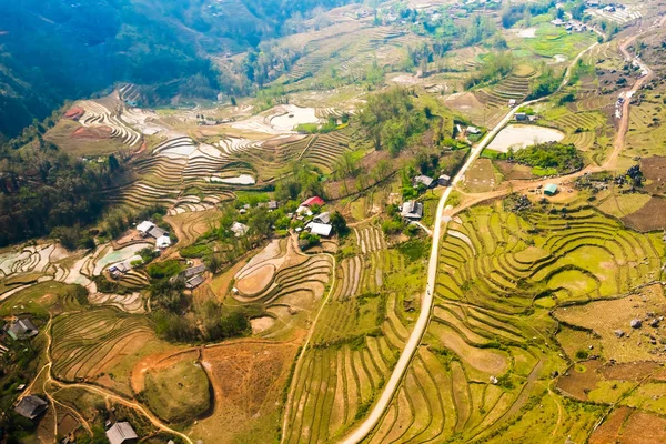 Pirinç tarlaları teraslı, Sapa, Vietnam üzerinde