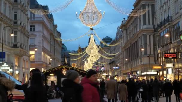 Christmas decorations Shoppings Streets decorated with chandeliers in old town Vienna, Austria, Europe December 2018 — ストック動画