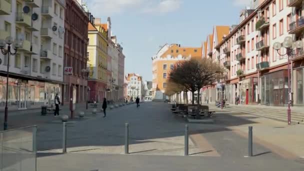 Pologne Wroclaw 04.04.2020 La ville pendant une pandémie de coronavirus — Video