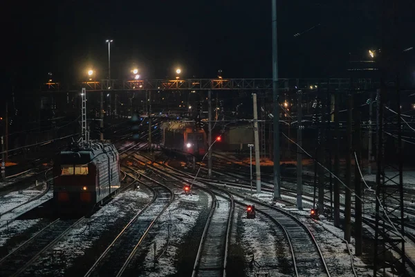 Eisenbahn Nachtlandschaft Des Bahnhofs Elektrolokomotiven — Stockfoto