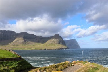 Atlantik okyanusu ve dağlar