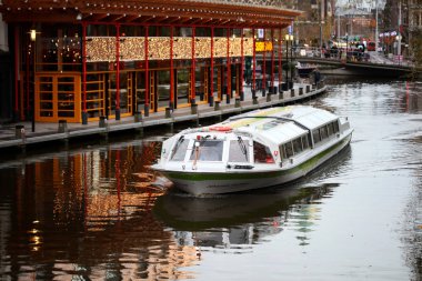 Amsterdam, Hollanda, 2 Aralık 2019 kanal görüntüsü