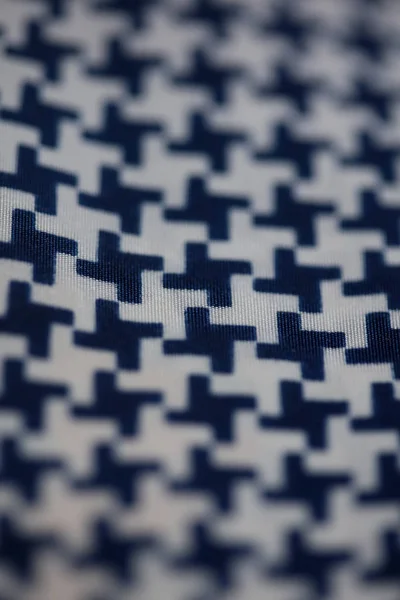 Textildesign mit schwarzen und weißen Kreuzen Makrohintergrund Hig — Stockfoto