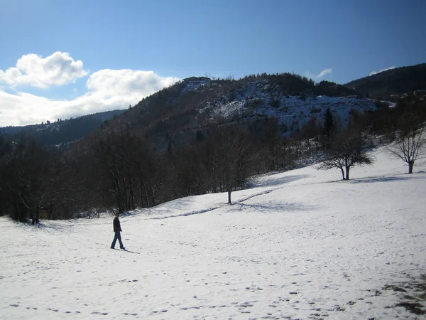 Plastira lago, Grécia, sábado 25 janeiro 2020 inverno com neve — Fotografia de Stock