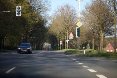Dorsten 'dan Haltern' e giderken Kuzey Almanya 'nın arka plan izlerini gördüm.