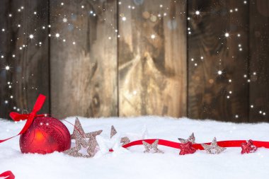 Noel dekorasyonu. Kutlama kavramı. Dekorasyon top 