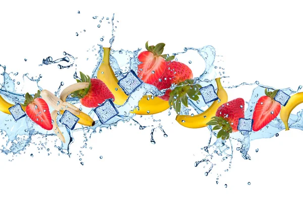 Water splash with berries — Stock Photo, Image