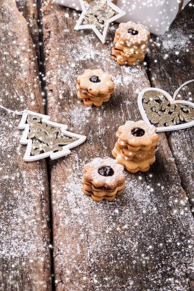 Biscuits Noël Bonbons Sur Table Bois Rôti Vacances Fond Célébration — Photo