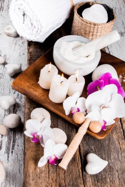 spa masaj ayarı, ürün, ahşap arka plan üzerinde yağ