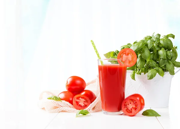 Świeży Napój Sok Pomidorowy Warzywami Kuchni — Zdjęcie stockowe