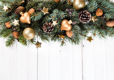 Noel kompozisyon, Noel dekorasyon, ribbot, çam kozalağı, ahşap masa üzerinde çam, Düz yatıyordu, kopya alanı, metin için boş alan