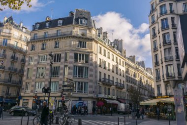Rambuteau ve Beaubourg sokakları