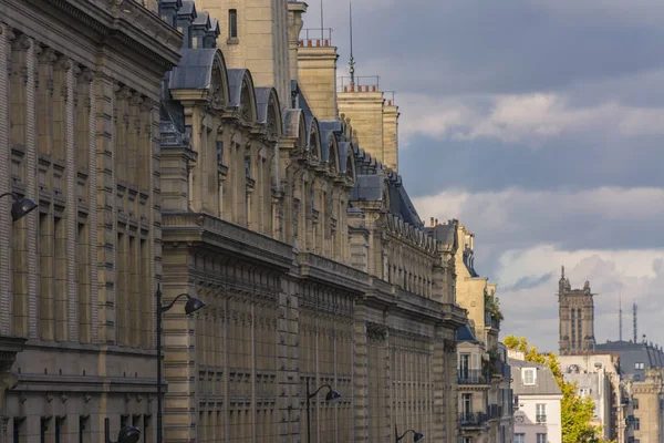 Zijgevel van de Sorbonne — Stockfoto