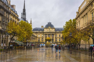 Paris Adalet Sarayı