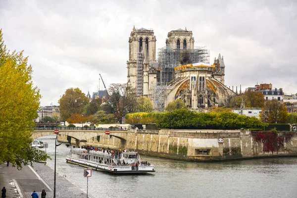 Repairing the Notre Dame Cathedral — Stock Photo, Image