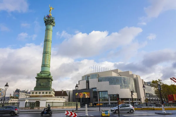 The Opera house and Bastille monument — Stock Photo, Image