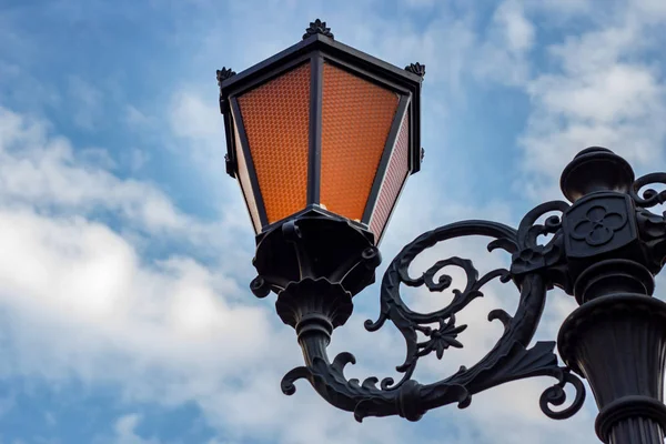 Old Vintage City Street Lantern Blue Cloudy Sky Background Public — Stock Photo, Image