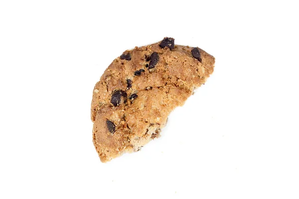 Närbild Choklad Chip Cookie Bitar Med Smulor Isolerade Vit Bakgrund — Stockfoto