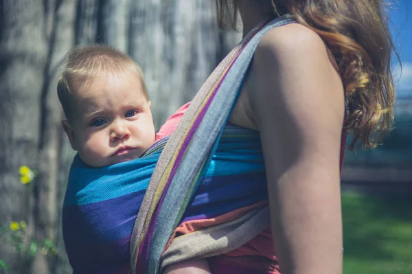 Young Mother Standing Her Baby Sling — Stock Photo, Image