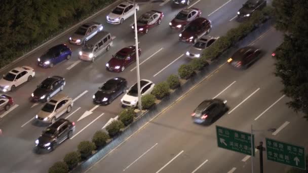 Görünümü Ile Iki Yönde Hareket Için Gece Trafik — Stok video