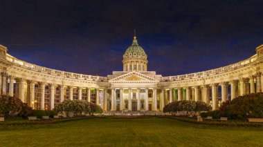 Kazan Katedrali görünümünü akşam, Saint-Petersburg, Rusya Federasyonu.