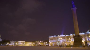 Panoramik ışıklı Palace square kışın, Saint-Petersburg, Rusya Federasyonu