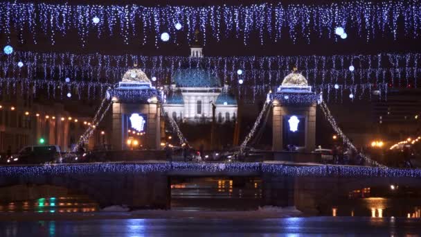 俄罗斯圣彼得堡 Fontanka 河罗蒙诺索夫桥近观 — 图库视频影像