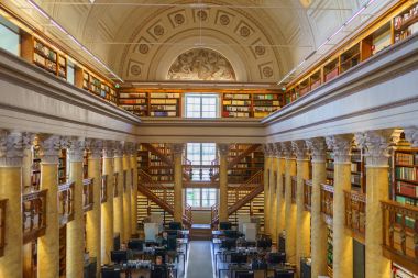 Helsinki, Finlandiya - 4 Ekim 2017: iç Finlandiya, Helsinki, Finlandiya Milli Kütüphanesi
